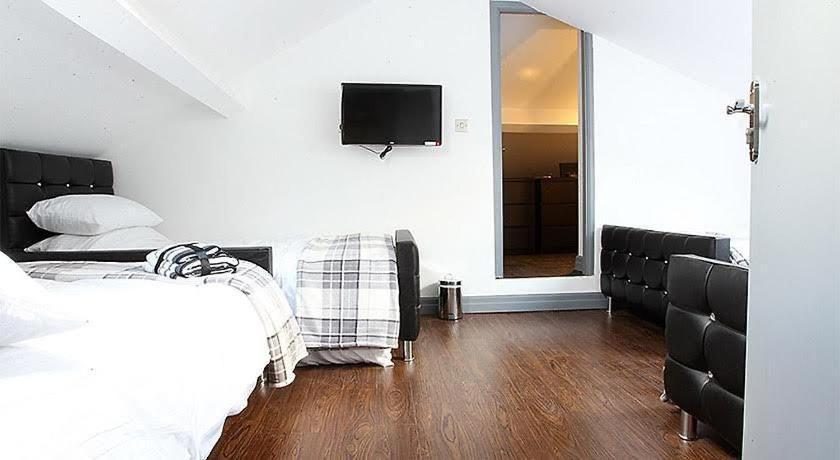 Lewis Apartment In The Heart Of The Northern Quarter Sleeps Up To 12 Манчестер Экстерьер фото